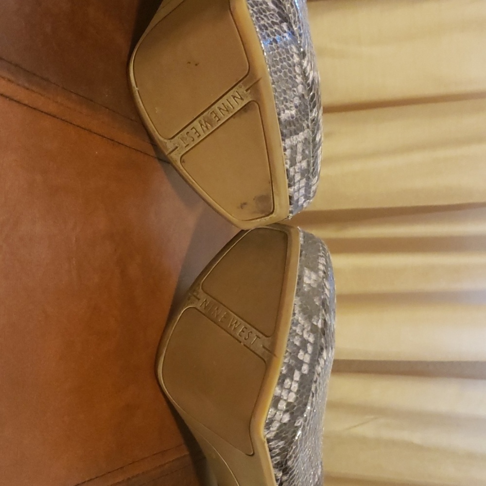 Shoes - Picture 6 of 6